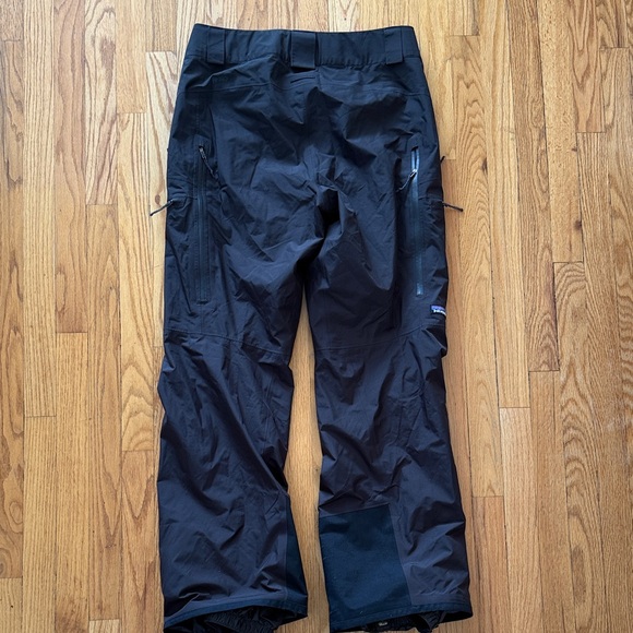 Patagonia sz M Black Men's waterproof snow ski Pants not lined great condition - Picture 6 of 8